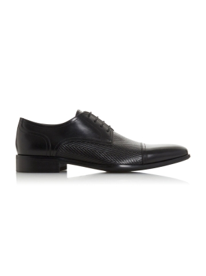 Shell Textured Toe Cap Formal Shoes