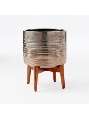 Turned Wood Leg Standing Planter