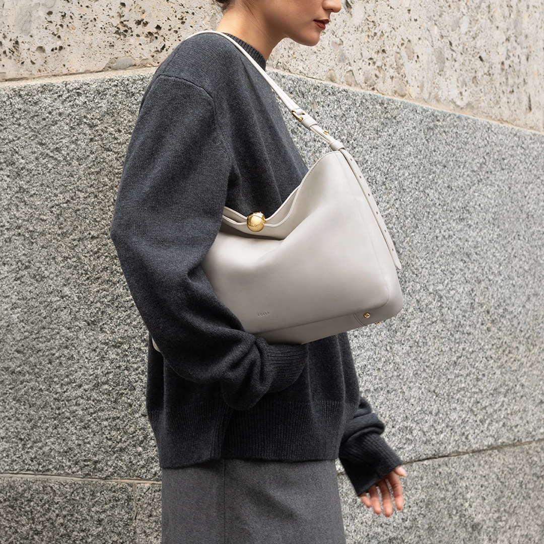 Furla Online Shop Trunc